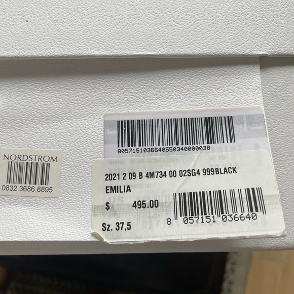 Moncler Emilia waterproof sneaker 7.5 - Picture 2 of 8